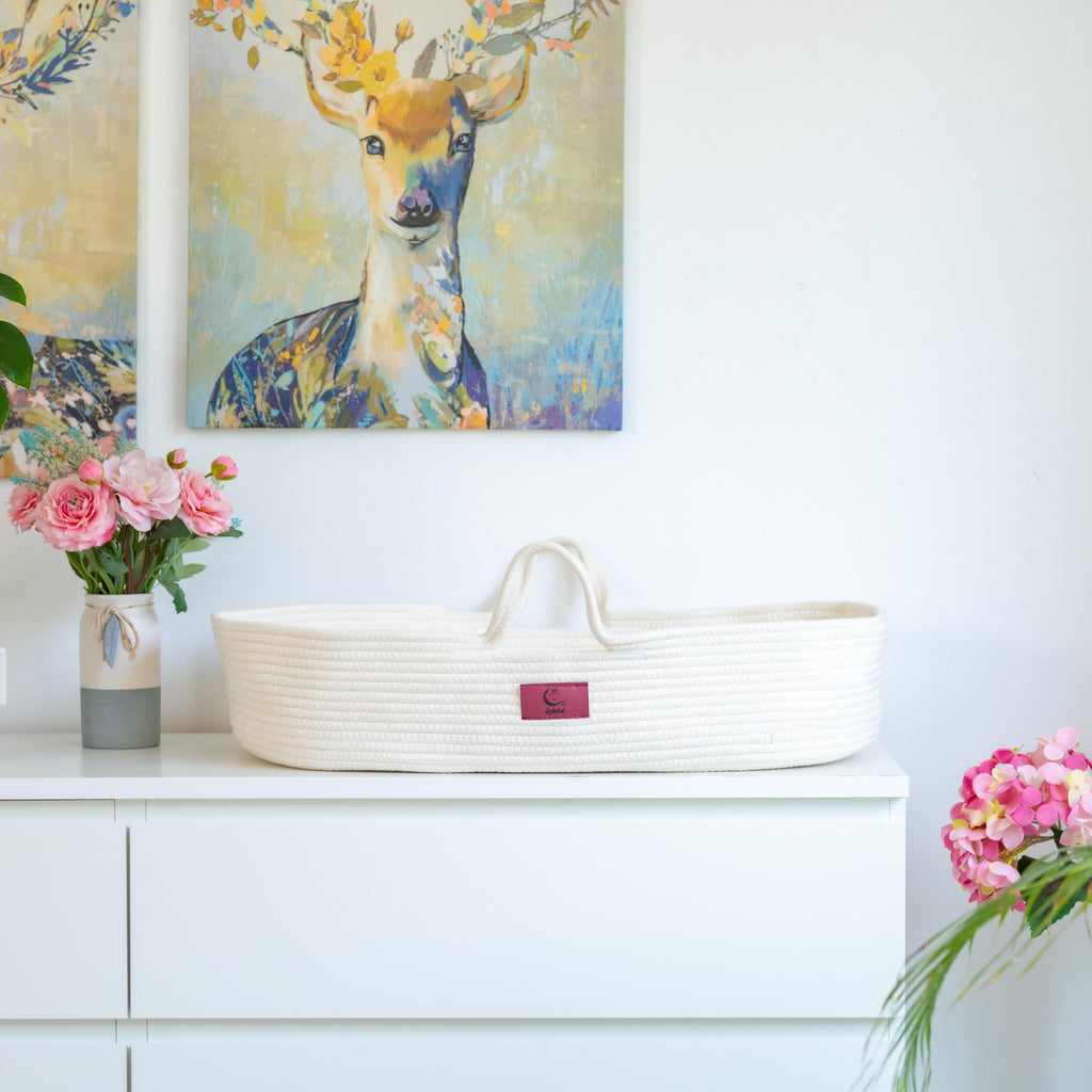 Organic Baby Moses Basket & Newborn Nest with Waterproof Pad